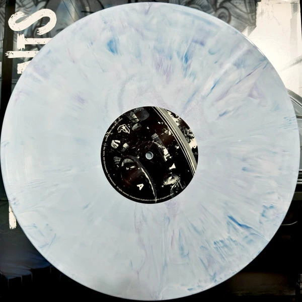 R-25385470-1713784322-7561