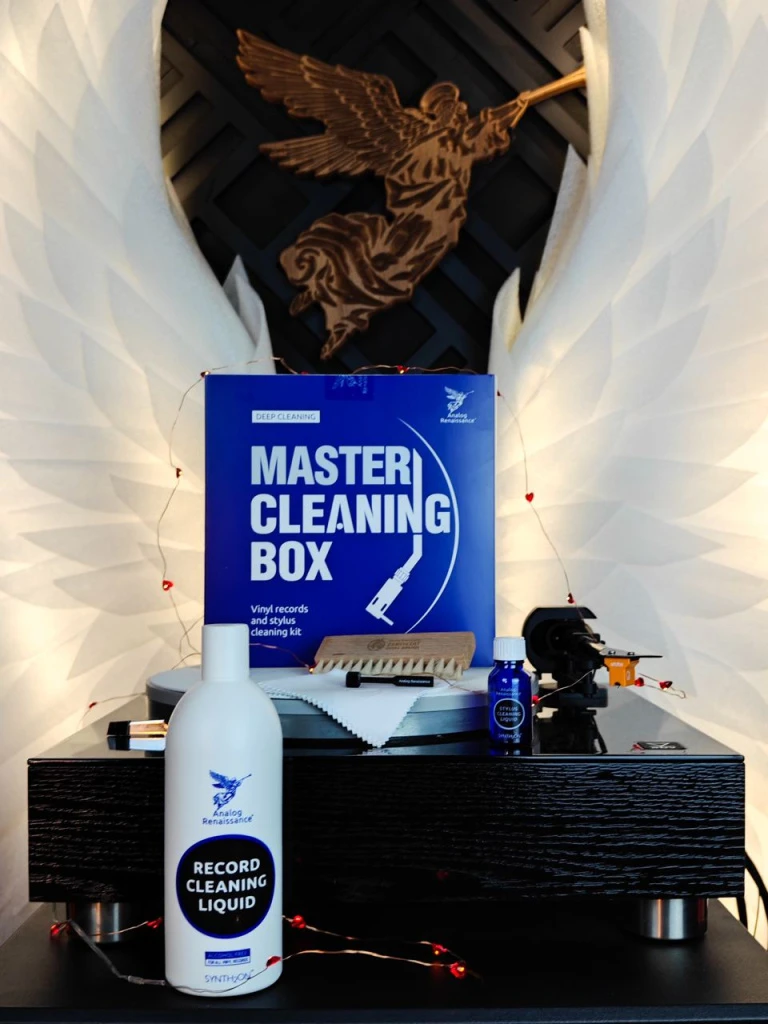 Набор аксессуаров для ухода за виниловыми пластинками