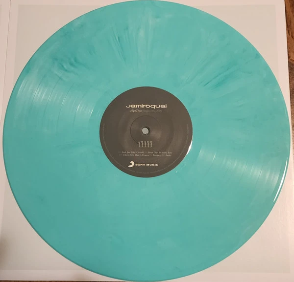 R-25344532-1670879358-9900