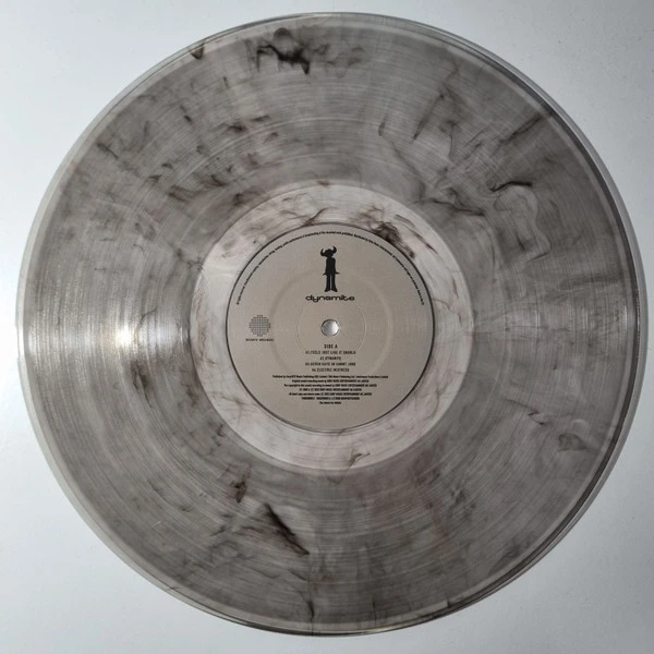 R-34255729-1752124603-6582