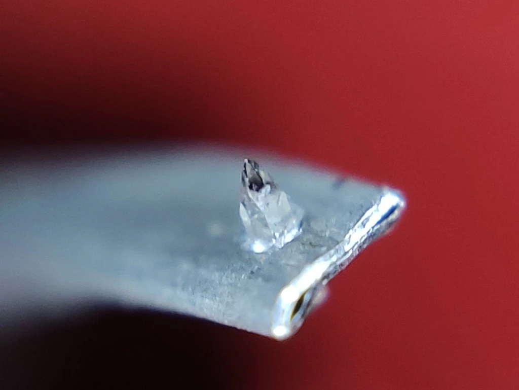 Алмазная игла — деталь