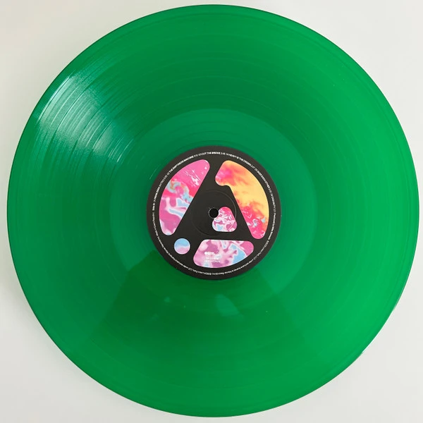 R-34004622-1756815891-7300