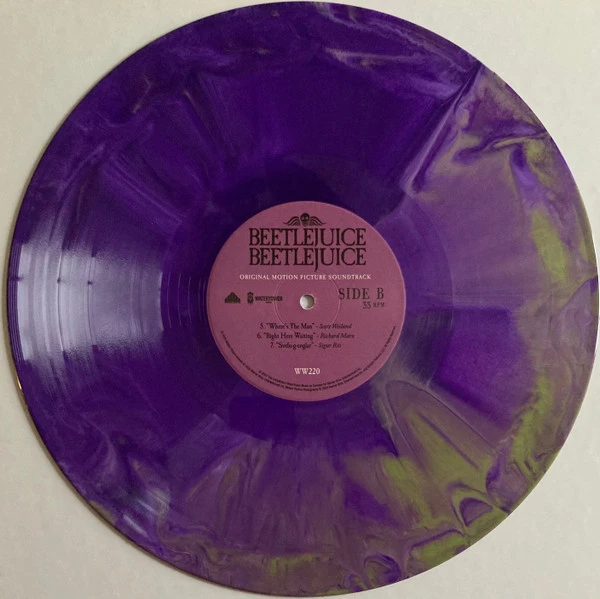 R-32349774-1732537228-4655