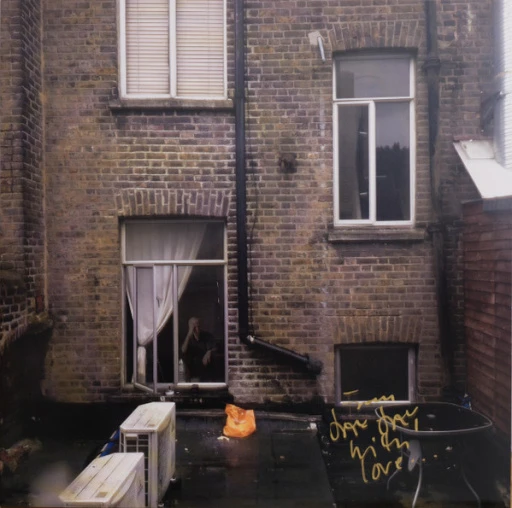 R-33926703-1749289953-8094