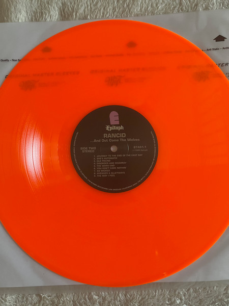 R-23104361-1651632486-1178