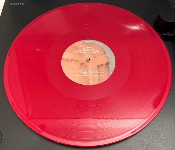 R-35609179-1765519508-2963