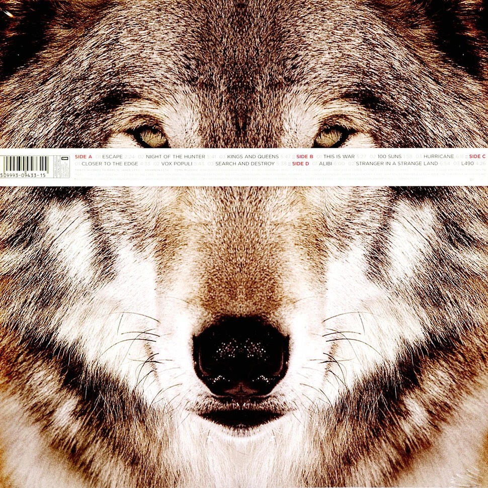 2-30-seconds-to-mars-this-is-war