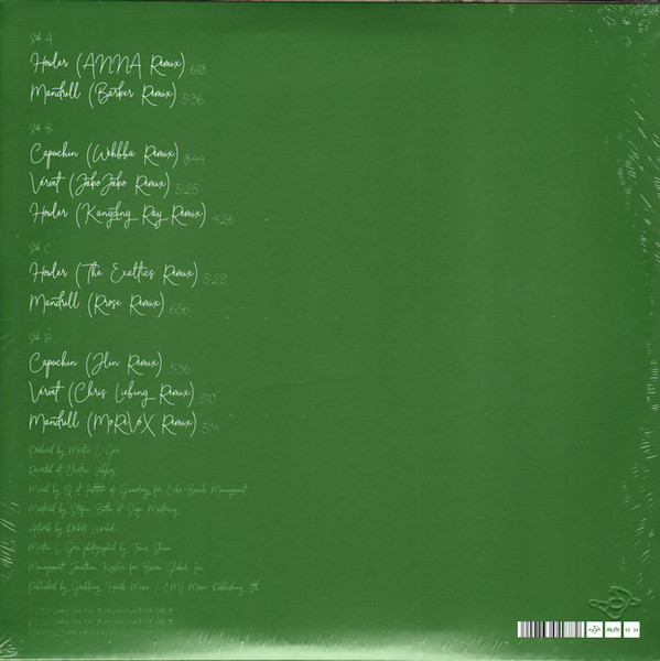 R-19940398-1629839315-9858