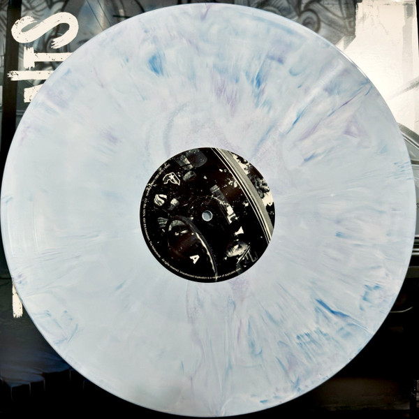 R-25385470-1713784322-7561