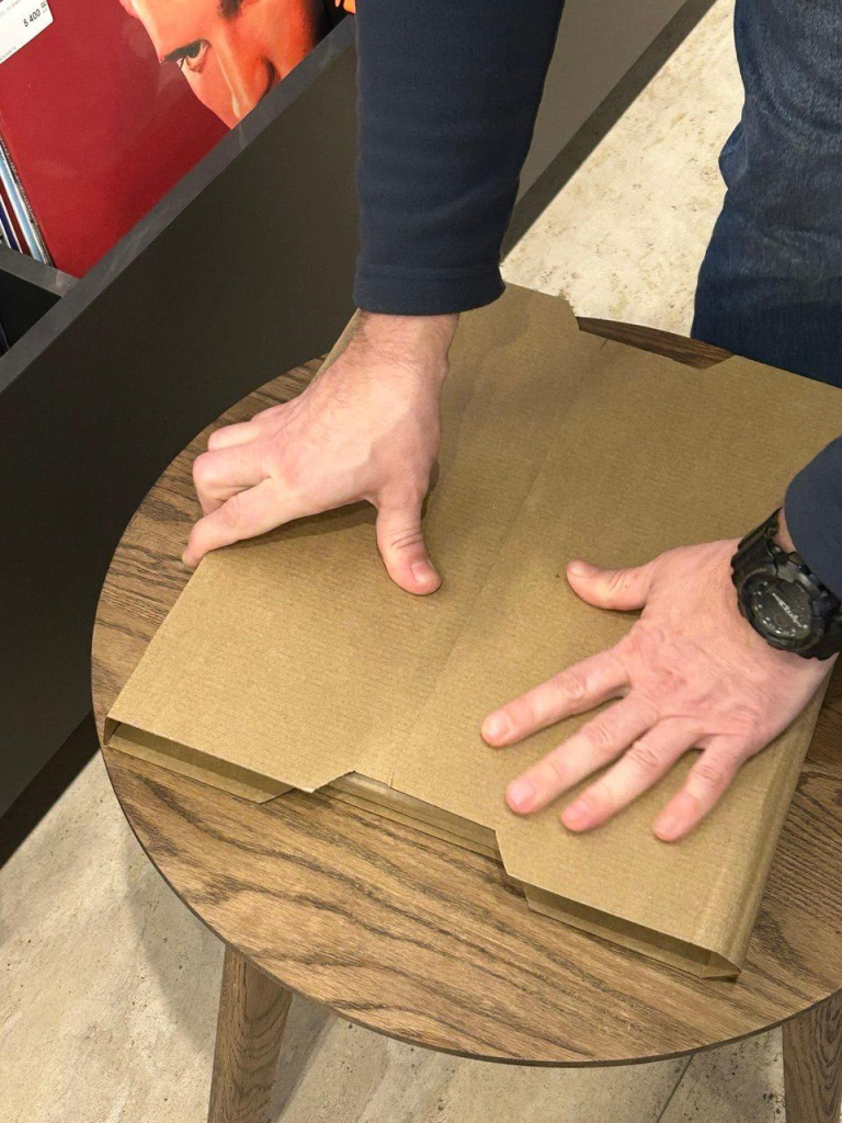 Шаг 6: укладка в специальную коробку