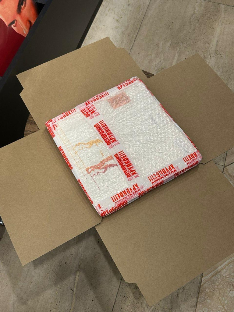 Шаг 5: пластинка в защитном конверте